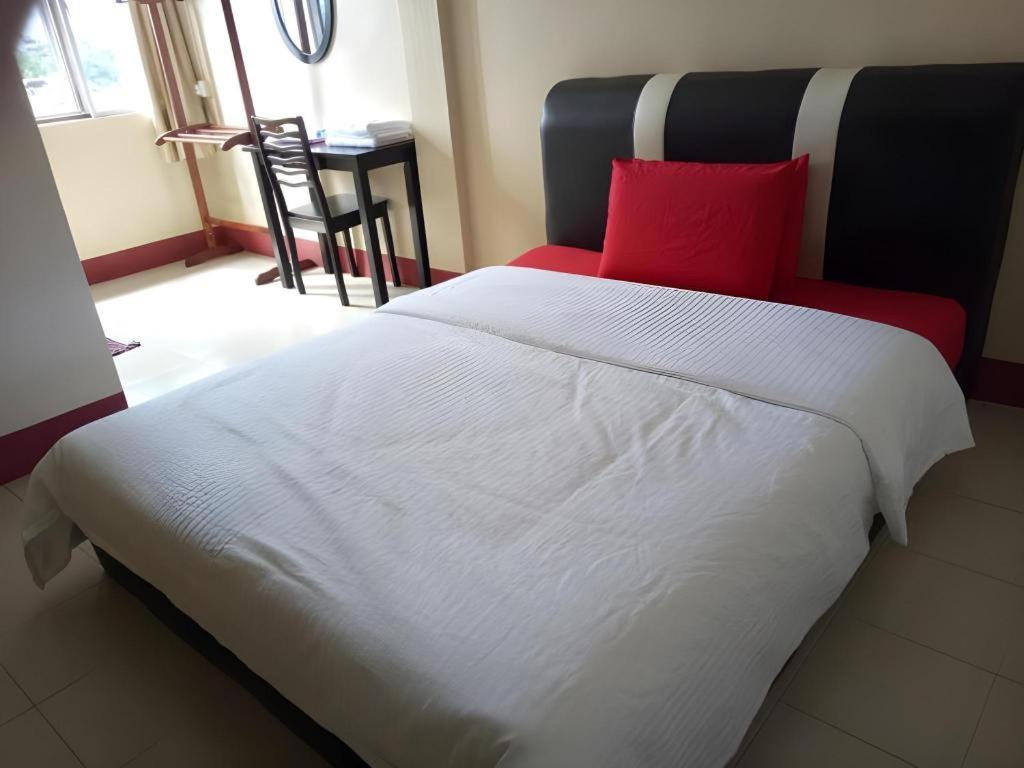 History Hotel Kangar Exterior foto