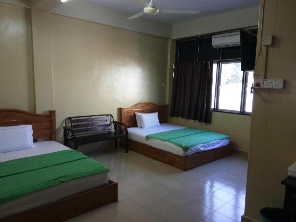 History Hotel Kangar Exterior foto